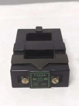 Allen-bradley 73a06 Allen-bradley Coil 220v 60cy Pre-owned Missing Box Allen-bradley 73a06 Allen-bradley Coil 220v 60cy Pre-owned Missing Box