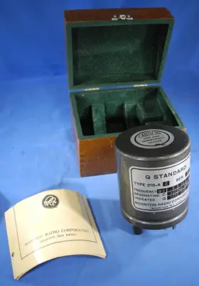 Boonton 518-a2 Radio Co. Type Q Standard Calibrator In Wood Box Boonton 518-a2 Radio Co. Type Q Standard Calibrator In Wood Box