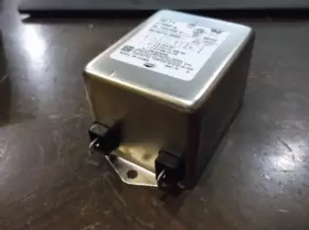 Corcom 3et1 Emi Filter 3a 120/250 Vac 50-60hz Wl15-1