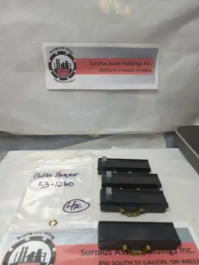 Cutler Hammer 53-1260 3 Pcs.control Cover R And One Blank Lot Of 4 Pre-owned Cutler Hammer 53-1260 3 Pcs.control Cover R And One Blank Lot Of 4 Pre-owned