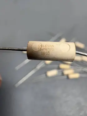 Delevan 1537-40k Inductor 1uh 10% Axial Mil Ms14046-6 Nos Usa 17pcs
