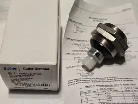 Eaton E57sal30t111sd Brand New G1 Series 30mm Inductive Proximity Sensor Eaton E57sal30t111sd Brand New G1 Series 30mm Inductive Proximity Sensor