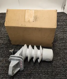 Eaton Uhs09050n1a1a1a Cooper Power Series Arrester 50-60 Hz Heavy Duty 9 Kv Eaton Uhs09050n1a1a1a Cooper Power Series Arrester 50-60 Hz Heavy Duty 9 Kv