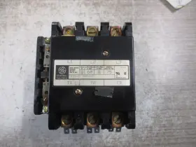 Ge Cr353ef3ba1ad Contactor 60a 115-120v Coil 600v Used