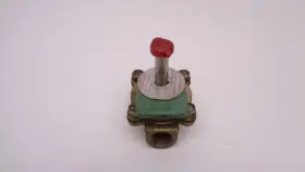 Industrial Mro Knox030011492-8210d9 Asco 8210d9 110/120v As Pictured Unmp
