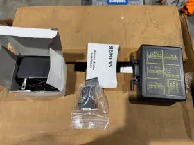Siemens Tps-a1/120/x Tvss 120vac Remote Monitor With Power Cord And Plug Rmsie Ak