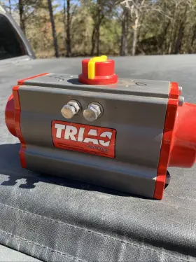 Triac V8c-ts-075/2r3s-xx-6 150 Max Psi See Images For Additional Info Triac V8c-ts-075/2r3s-xx-6 150 Max Psi See Images For Additional Info