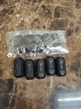 Uxcell 700724986337 10 Pcs Black Uf35b 5mm Dia Clip On Emi Rfi Noise Ferrite Core Filter
